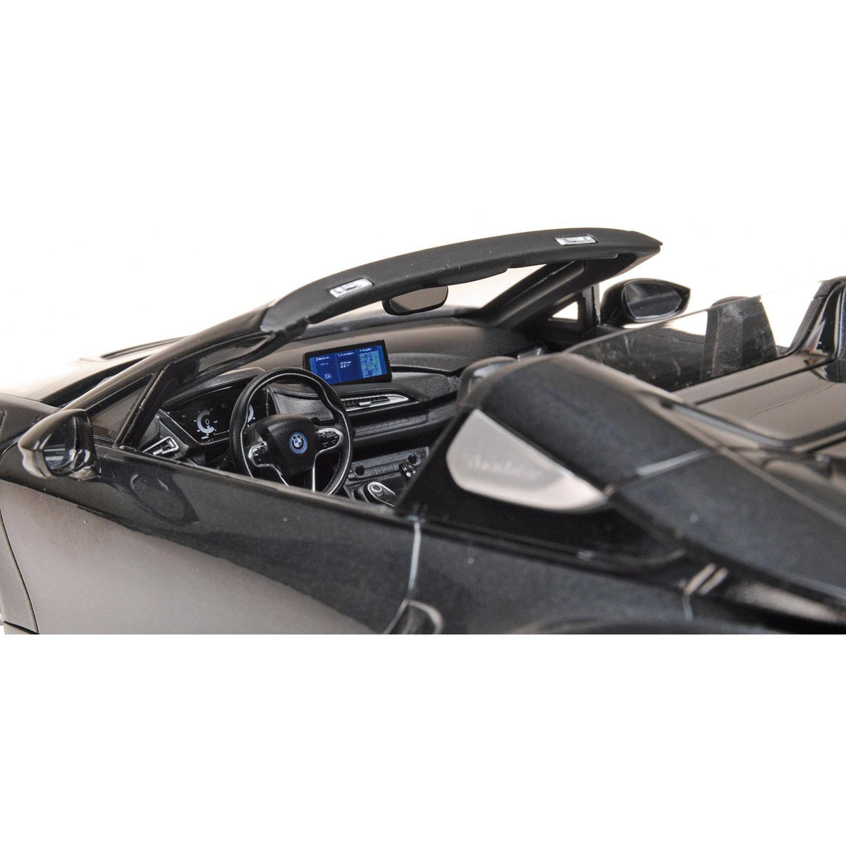 Dark Gray Metallic 1/18 Diecast Model Car Z594192