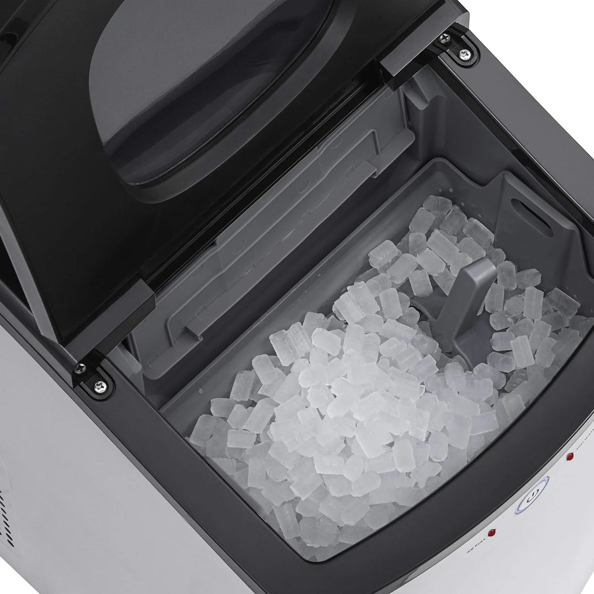 Black Silver Nugget Ice Maker B25326