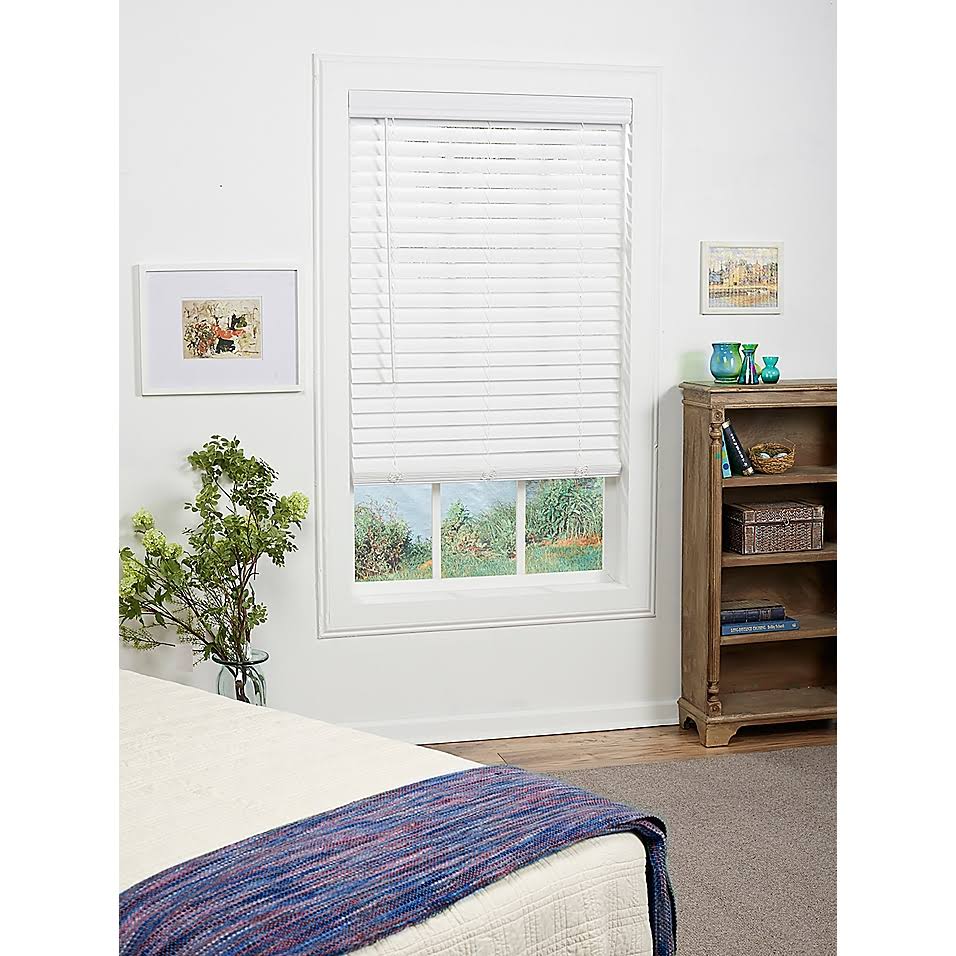 White Cordless Faux Wood Blind R1951