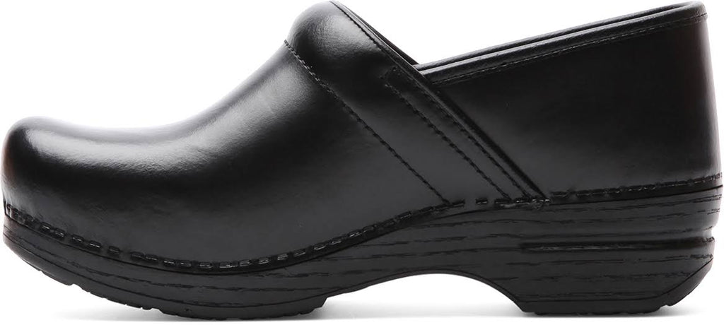 Black Wide Professional Clogs R894025