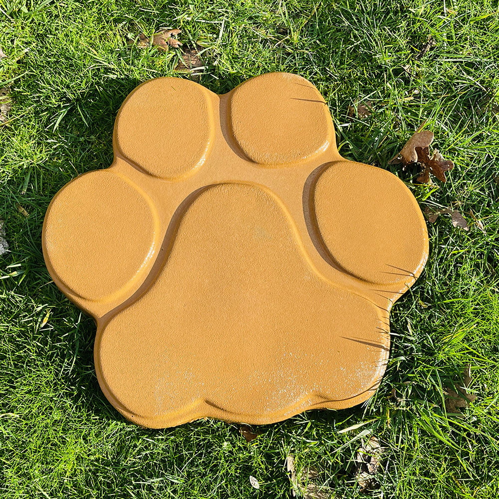 Paw Print Stepping Stone Mold 16 in E9551