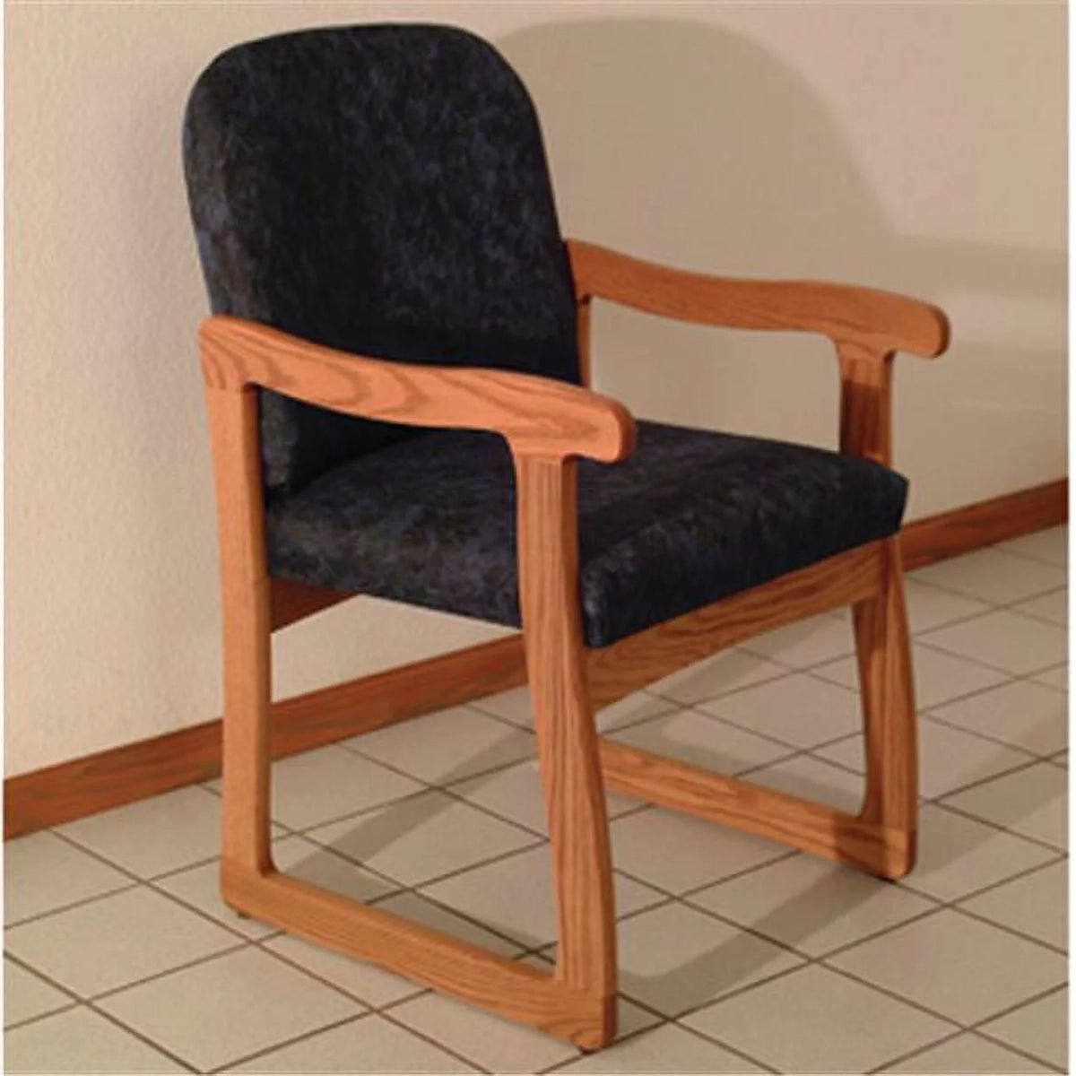 Medium Oak Wooden Guest Chair W153105